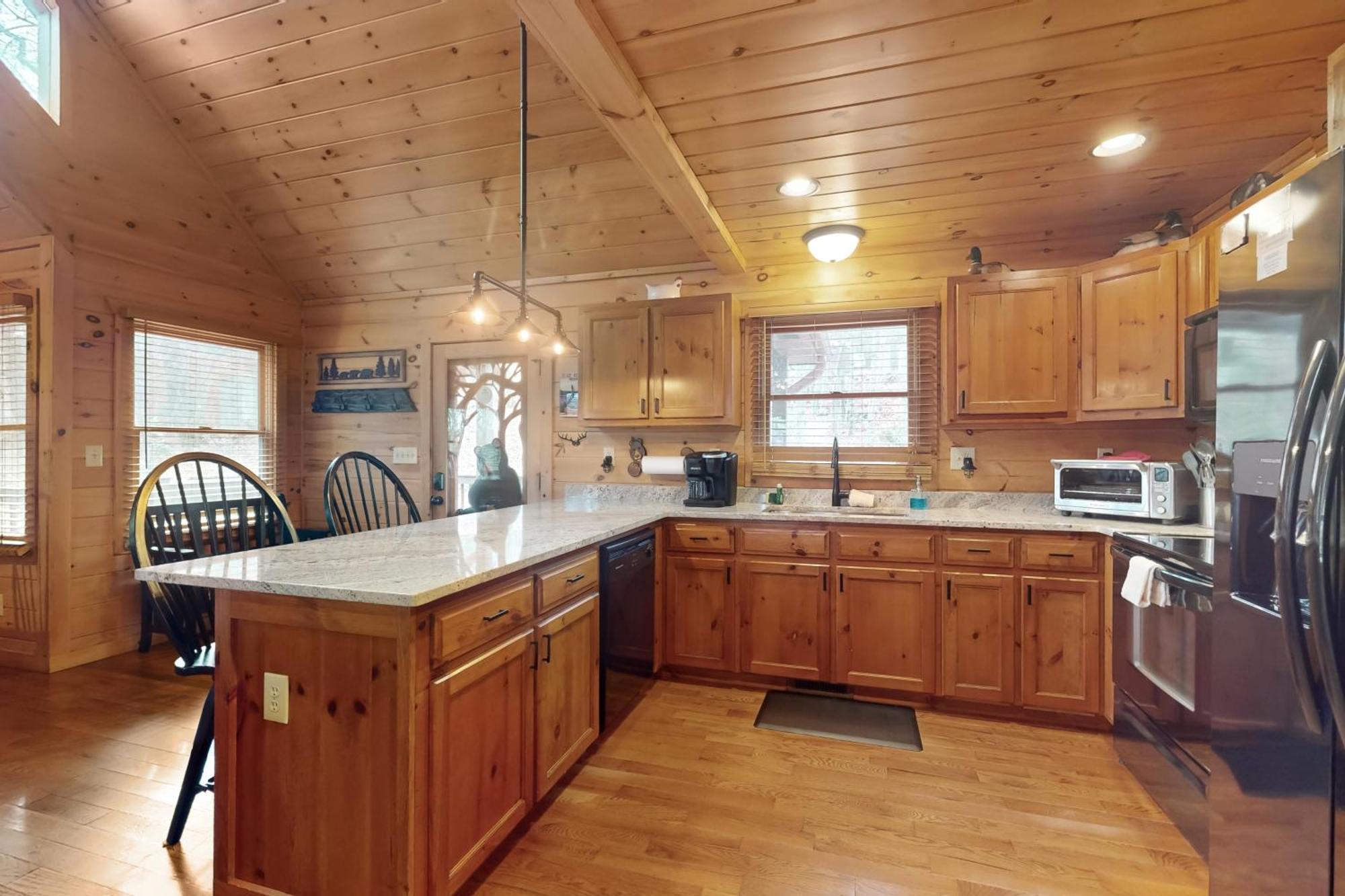 Blue Ridge Bear Bungalow ภายนอก รูปภาพ